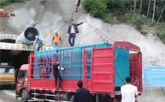 龙滚镇1300KW发电机出租