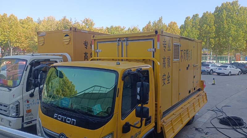 龙滚镇柴油发电机组和UPS电源如何配合工作？