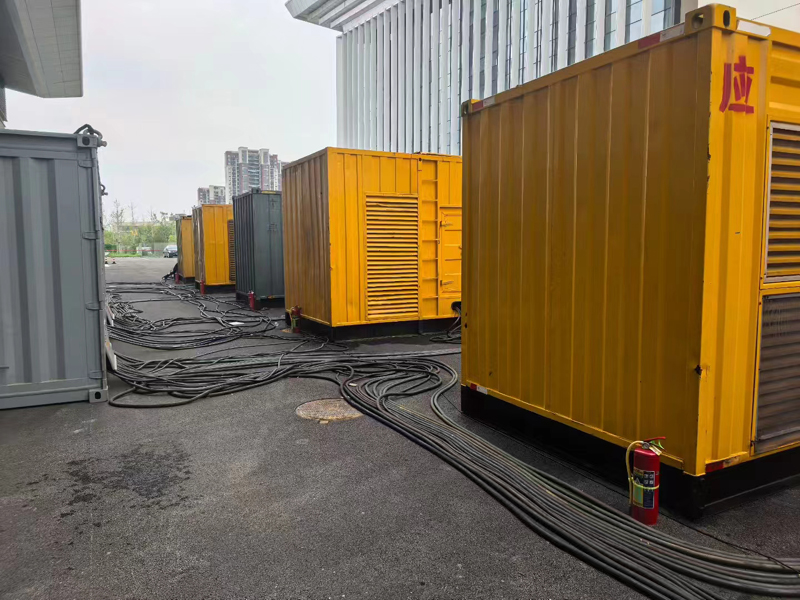 龙滚镇不同季节柴油发电机组保养有哪些注意事项？